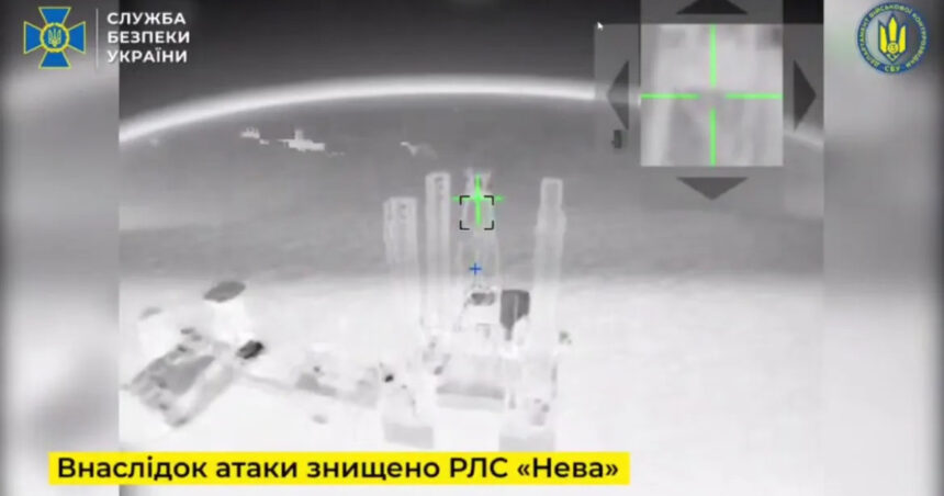 Atacul coordonat care distruge țintele militare ale Kremlinului în Marea Neagră prin intermediul dronelor navale și aeriene 1 video momentul in care obiective militare ale kremlinului in marea neagra sunt distruse de o lovitura combinata de drone maritime si aeriene 682ae767ec109