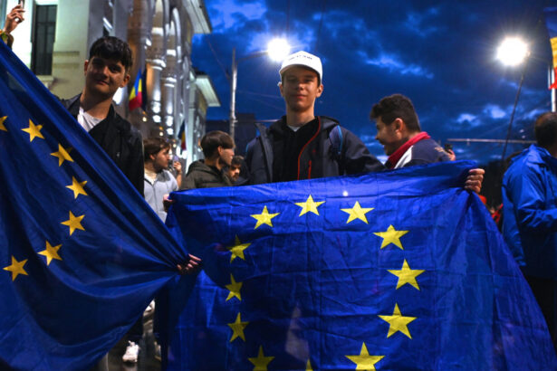 video multumesc romania guvernul ucrainean felicita poporul roman pentru alegerea lui nicusor dan in functia de presedinte 682c00c4a4ce4