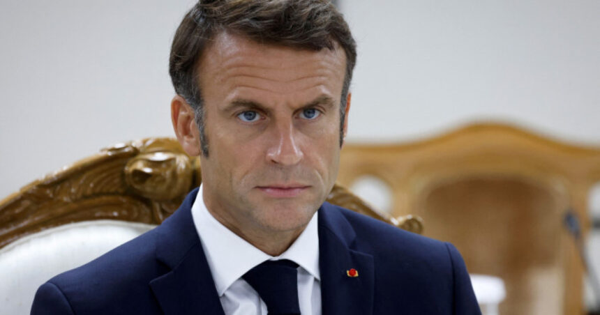 Nicușor Dan și Emmanuel Macron discută despre influența Rusiei în scrutinul românesc 1 video nicusor dan a vorbit cu emmanuel macron presedintele frantei avertizeaza asupra amestecului rusiei in alegerile din romania 6827569c24287