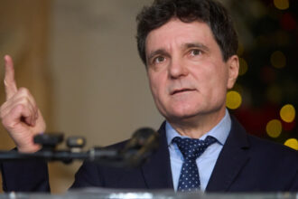 video nicusor dan in continuare cred ca nu e bine sa crestem taxe 68395d5d16cf2