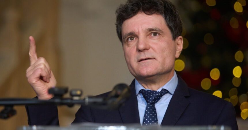 Nicușor Dan: Rămân ferm pe convingerea că majorarea impozitelor nu este o soluție benefică 1 video nicusor dan in continuare cred ca nu e bine sa crestem taxe 68395d5d16cf2
