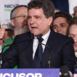 Nicușor Dan: „Intrăm într-o nouă eră. De mâine, suntem pe drum!”. Mesajul său pentru românii din străinătate 2 video nicusor dan incepem o noua etapa de maine la munca ce mesaj le transmite romanilor din diaspora 682a5e6dd5308