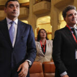 Nicușor Dan și George Simion, confruntare directă: Opiniile candidaților despre deprecierea leului și bugetul pentru apărare 2 video nicusor dan si george simion fata in fata ce spun candidatii despre devalorizarea leului si cheltuielile pentru armata 681b7032da0f5