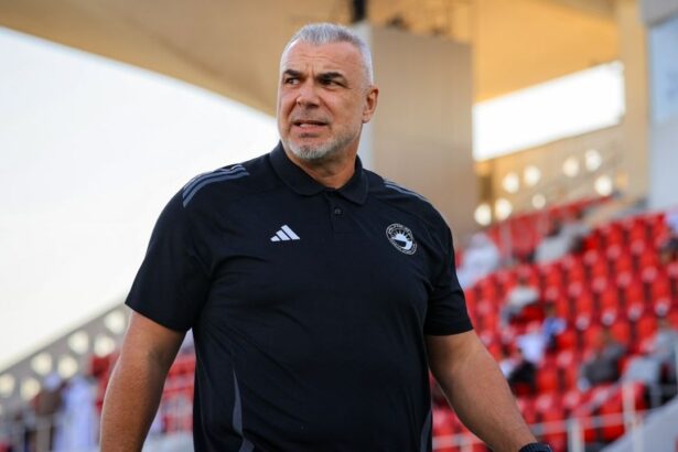 video omagiul suprem al arabilor pentru olaroiu banner urias in limba romana pus pe stadion 6835594e818cb