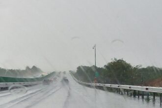 video potop la rasova cod portocaliu de ploi torentiale si vijelie emis pentru mai multe localitati din vestul judetului constanta 682f4b93b4d3f