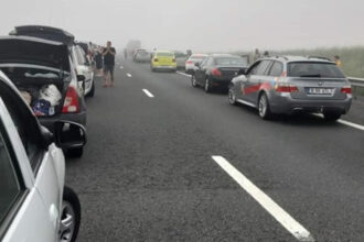 video prima zi de litoral primul accident in lant pe autostrada soarelui carambol cu 6 masini pe a2 pasageri raniti si trafic blocat 68134c68a130e