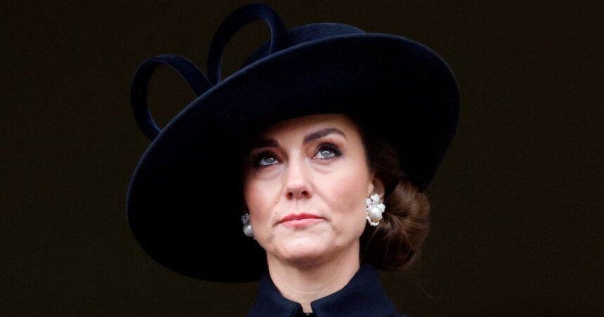 Prințesa Kate strălucește într-o nouă sculptură de ceară la Muzeul Madame Tussauds din Londra! 1 video printesa kate are o noua statuie din ceara la muzeul madame tussauds din londra 682ef8df76171