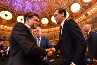 video razvan burleanu ii transmite o invitatie lui nicusor dan dupa ce a devenit noul presedinte al romaniei 68335bc820762
