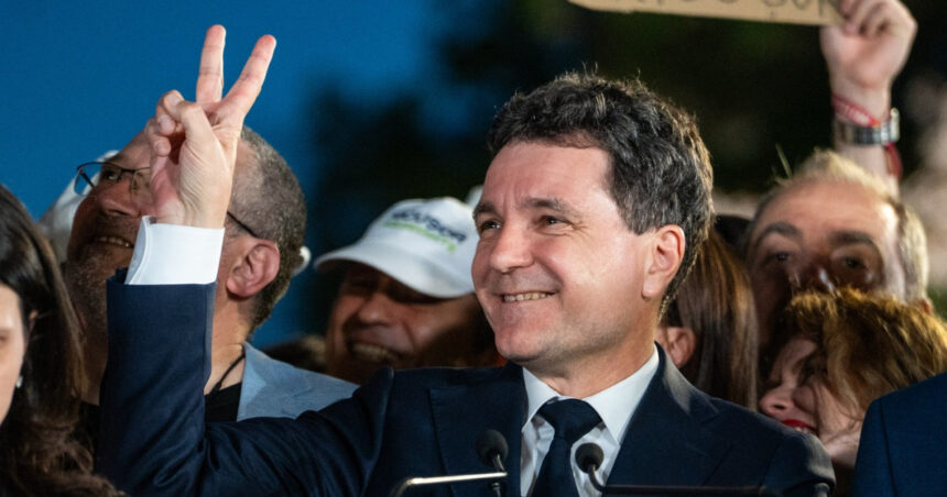video rezultate alegeri prezidentiale 2025 turul 1 momentul in care nicusor dan l a depasit pe crin antonescu si a trecut pe locul 2 68181589b9b11