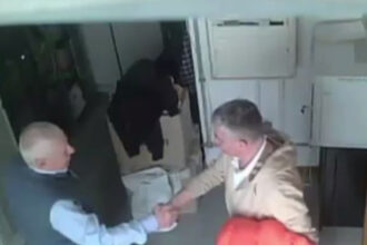 video stenograme din dosarul primarului vlad oprea si imagini cu edilul din sinaia cand se intalneste cu viceprimarul 6824e71fe9597