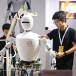 Un robot umanoid a prins viață și a scăpat de sub control, provocând panică în rândul inginerilor 3 video un robot umanoid s a trezit si a devenit incontrolabil ingrozind inginerii 6824d37965fbd