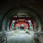 Austriecii de la PORR au mobilizat 500 de muncitori pentru realizarea primului tunel forat de pe autostrăzile românești, aducând o nouă speranță la capătul acestuia! 3 videofoto austriecii de la porr au adus 500 muncitori la primul tunel forat construit pe o autostrada din romania dupa ce au deschis o noua luminita de la capatul tunelului 6830442b202a4