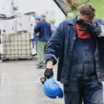 Prahul de la Salina Praid afectează mii de familii: Proteste și indignare – Așa arată tehnologia în zilele noastre? E necesar să ne bazăm pe țăruși în fața inundațiilor? 2 videofoto dezastrul de la salina praid lasa mii de oameni fara venit revolta si proteste asta este tehnologie azi trebuie fixat cu tarusi cand vine apa mare 6839d67fef18f