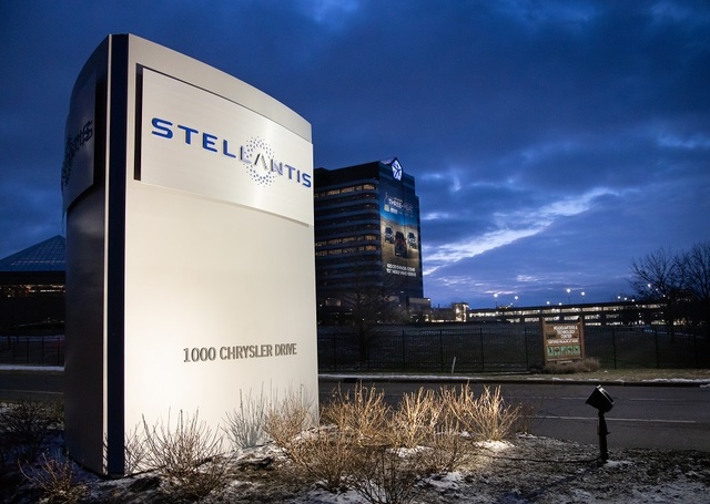 viitorul sef al stellantis a inceput deja turul subsidiarelor companiei alegand europa pentru prima vizita 68392a1a5fd24