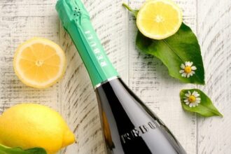 vinul zilei un prosecco energic primavaratic si intens cu note de mere golden pomelo si migdale crude de savurat ca atare sau alaturi de peste ori fructe de mare 681afe831758c