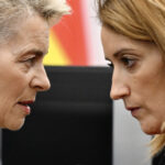 Von der Leyen, Metsola și Costa au călătorit cu un zbor charter de la Bruxelles la Luxemburg: 200 km. Comisia le oferă sprijin! 2 von der leyen metsola si costa au zburat cu un charter de la bruxelles la luxemburg 200 km comisia le ia apararea 68232517eb824