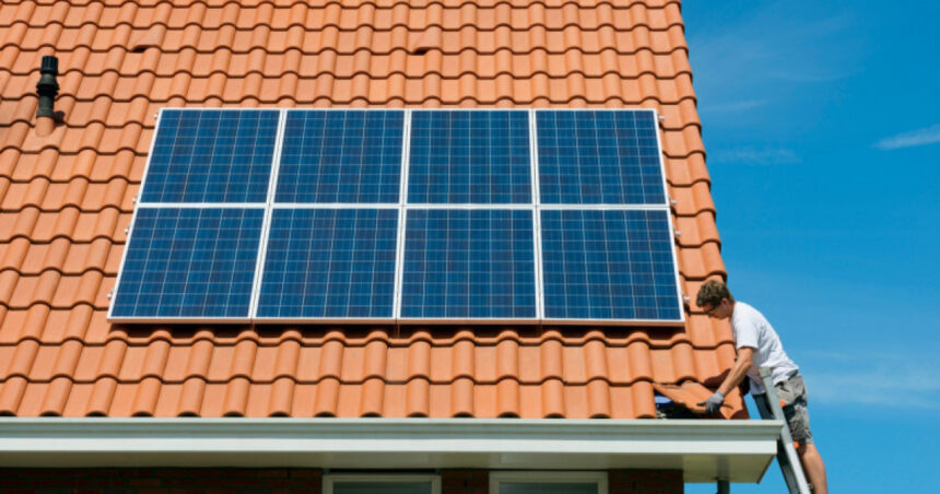 Sprijin pentru 14.800 de gospodării defavorizate: vouchere pentru eficiență energetică și panouri solare! 1 14 800 de familii vulnerabile vor primi vouchere pentru reabilitarea termica a locuintei si panouri fotovoltaice 68432f0ede760