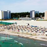 Plajele se deschid: 20% din nisipul nostru va fi accesibil gratuit pentru turiștii cu cearșafuri! 3 20 la suta din plaje vor putea fi folosite gratuit de turistii cu cearsafuri 685f777a7d1a4