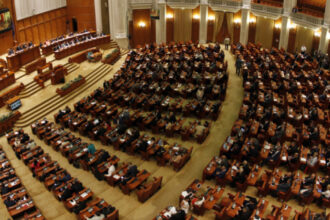21 de deputati care au proprietati in capitala nu vor mai beneficia de suma forfetara pentru decontarea chiriei 685029598ba63
