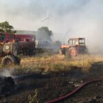 Flăcări pe câmp: Un utilaj agricol s-a aprins lângă Ciocârlia, intervenția pompierilor din Medgidia este în curs! 2 a luat foc un utilaj agricol langa ciocarlia intervin pompierii din medgidia 6853c86f3cb9c