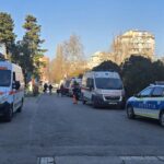 Trei răniți în urma unui accident pe Inel II, la intersecția străzilor Eliberării și Caragiale! Intervenția Ambulanței și a SMURD-ului a fost rapidă! 3 accident cu 3 victime in inel ii la intersectia strazilor eliberarii si caragiale au intervenit ambulanta si smurd 68621b3e50f4f
