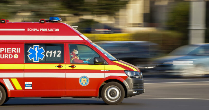 Coliziune dramatică pe A1: Trei TIR-uri și cinci autoturisme implicate, cu victime încarcerate. Intervenție de urgență în desfășurare! 1 accident grav pe a1 intre 3 tir uri si 5 masini trei persoane sunt incarcerate planul rosu de interventie activat 683ef0b5d5dd3