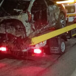 Tragedie în Vâlcea: Doi tineri și-au pierdut viața în flăcări după ce vehiculul în care călătoreau a fost cuprins de incendiu 3 accident mortal in valcea doi tineri au ars de vii dupa ce masina in care se aflau a luat foc 6860fbf3ab598