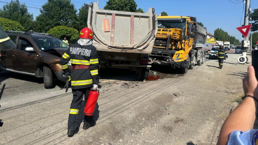 Coliziune spectaculoasă între 7 mașini în Mihail Kogălniceanu 1 accident rutier cu 7 vehicule in mihail kogalniceanu 685139bf28138
