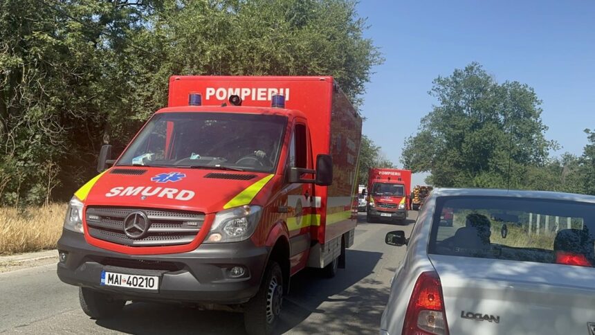 Coliziune între trei mașini la ieșirea din Eforie spre Agigea: o persoană a suferit răni 1 accident rutier intre trei autoturisme la iesire din eforie spre agigea o persoana a fost ranita 6857ee40f25cb