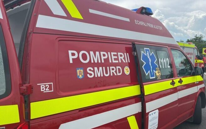 Coliziune pe DN2A, în apropierea Kartali: O autospecială de intervenție se află la fața locului între un tir și o mașină personală. 1 accident rutier pe dn2a in zona kartali intre un tir si un autoturism intervine o autospeciala de descarcerare 6855280555978