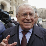 Ion Iliescu se confruntă cu o afecțiune pulmonară de tip oncologic 2 afectiunea pulmonara de care sufera ion iliescu este de natura oncologica 684feb90345d0