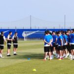 Primul antrenament estival al alb-albaștrilor, sub îndrumarea lui Ianis Zicu 3 alb albastrii au sustinut primul antrenament al verii sub comanda lui ianis zicu 684c611b27cf0