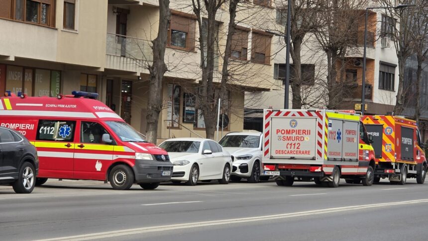 Foc devastator pe etajul 8 al unui apartament din Constanța, pe strada Narciselor! 1 alerta incendiu la etajul 8 al unui apartament din constanta pe strada narciselor 686251223fcd1