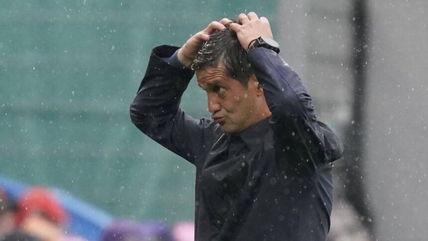 Inter în criză! Chivu pe cale de a-și pierde liderul echipei? Turcii vin cu o propunere de 40 de milioane! 1 alerta la inter ramane chivu fara creierul echipei oferta de 40 de milioane din turcia 68501d3a29e43