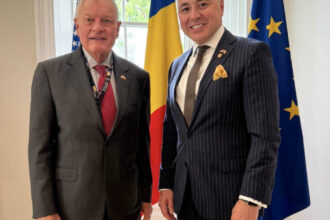 ambasadorul romaniei in sua a discutat despre apararea pe flancul estic cu emisarul special al presedintelui trump pentru ucraina 6846eeda2795a