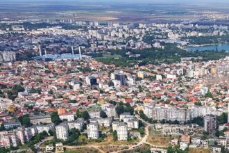 analiza pietei imobiliare constanta real estate roundtable 2025 constanta atrage noi investitii imobiliare prin consolidarea statului de hub regional de energie securitate si logistic 6854194c5e413