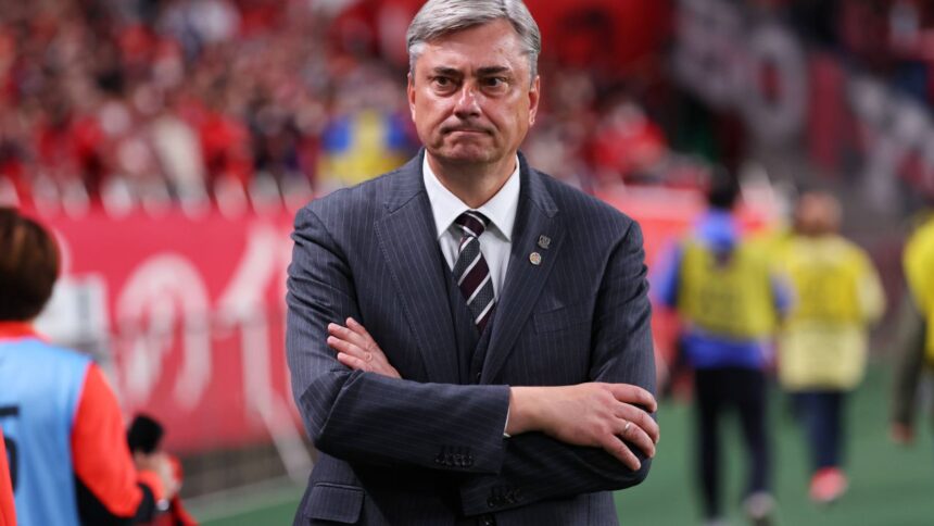 Antrenorul lui Urawa își exprimă dezamăgirea după înfrângerea în fața echipei lui Chivu: „E o reală frustrare” 1 antrenorul lui urawa nu s a abtinut dupa esecul cu interul lui chivu foarte frustrant 6857b1cf3559c
