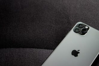 apple data in judecata de actionari pentru exagerare a progresului in domeniul inteligentei artificiale 6857b4db7f629