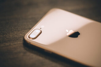 apple repara o vulnerabilitate prin care au fost spionati jurnalisti 684bd3ecb5f6c