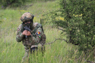 aproximativ 5 000 de militari din patru tari participa la un exercitiu multinational care se desfasoara in mai multe poligoane din tara 6846cba616a1a