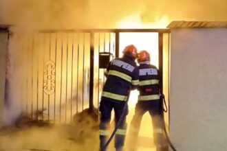 arde o casa din dorobantu mai multe echipaje de pompieri au ajuns la fata locului 685ee8411f20f