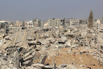 atac israelian intr un punct de distribuire a ajutoarelor din gaza 30 de palestinieni au murit 683c15867677e