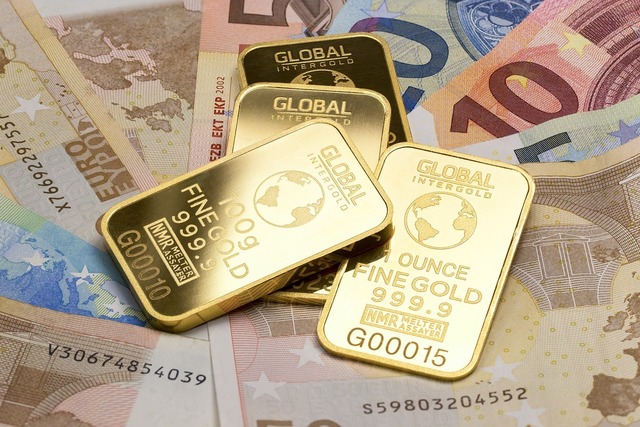 Aurul își revendică locul de onoare: al doilea cel mai valoros activ de rezervă la nivel global, după dolarul american 1 aurul a devenit al doilea cel mai important activ de rezerva din lume dupa dolarul american 684a66e6b397b