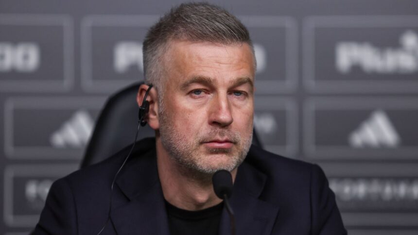 Îndemnul lui Iordănescu către jurnaliștii polonezi: „Nu vă lăsați duși de val!“ 1 avertismentul lui iordanescu pentru presa poloneza sa nu va asteptati la asta 6858f8f816bc2