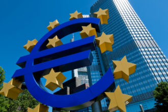 banca reglementelor internationale avertizeaza ca economia mondiala se afla intr un moment de cotitura 68622ac56bbfa