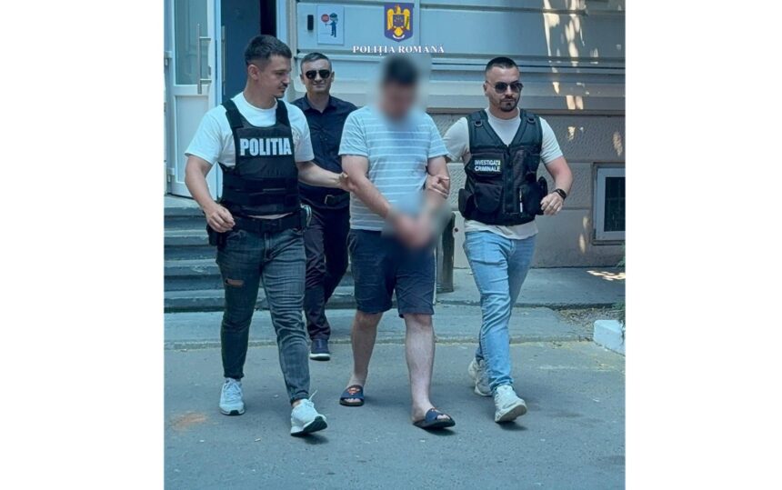 Constănțean prins după ce a supus soția la teroare: A amenințat-o cu imagini intime și a distrus brățara de monitorizare 1 barbat din constanta retinut dupa ce si a terorizat sotia a santajat o cu poze intime apoi si a taiat bratara de monitorizare 685e85c2cd1ac
