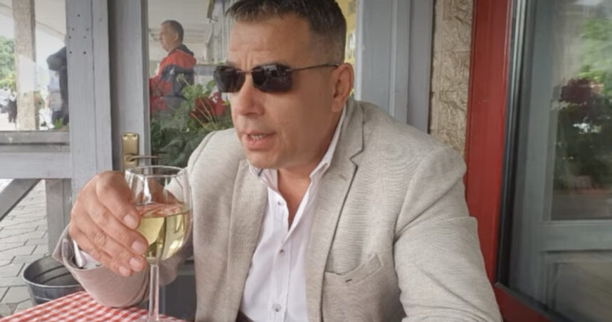 Bărbatul care a luat viața tinerei însărcinate a fost pedepsit pentru furt. În 2021, victima a solicitat un ordin de protecție împotriva lui. 1 barbatul care a ucis o pe tanara gravida a fost condamnat pentru furt in 2021 victima obtinuse ordin de protectie impotriva lui 683c3c36f16e7