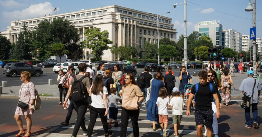 Barometrul INSCOP: Politicienii care se bucură de cea mai mare încredere din partea românilor 1 barometru inscop ce politicieni conduc in topul increderii romanilor 683d6bafeb62a