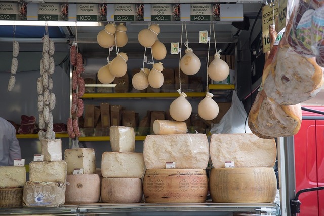 Brânza de burduf: mândria românească recunoscută în topul celor mai delicioase 100 de brânzeturi pe Taste Atlas! 1 branza de burduf singura branza romaneasca din top 100 branzeturi al taste atlas 684ab40763d07