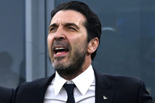 buffon scarbit de ce a putut sa faca un fotbalist italian asta nu intelege acest om 683ee81d90e23